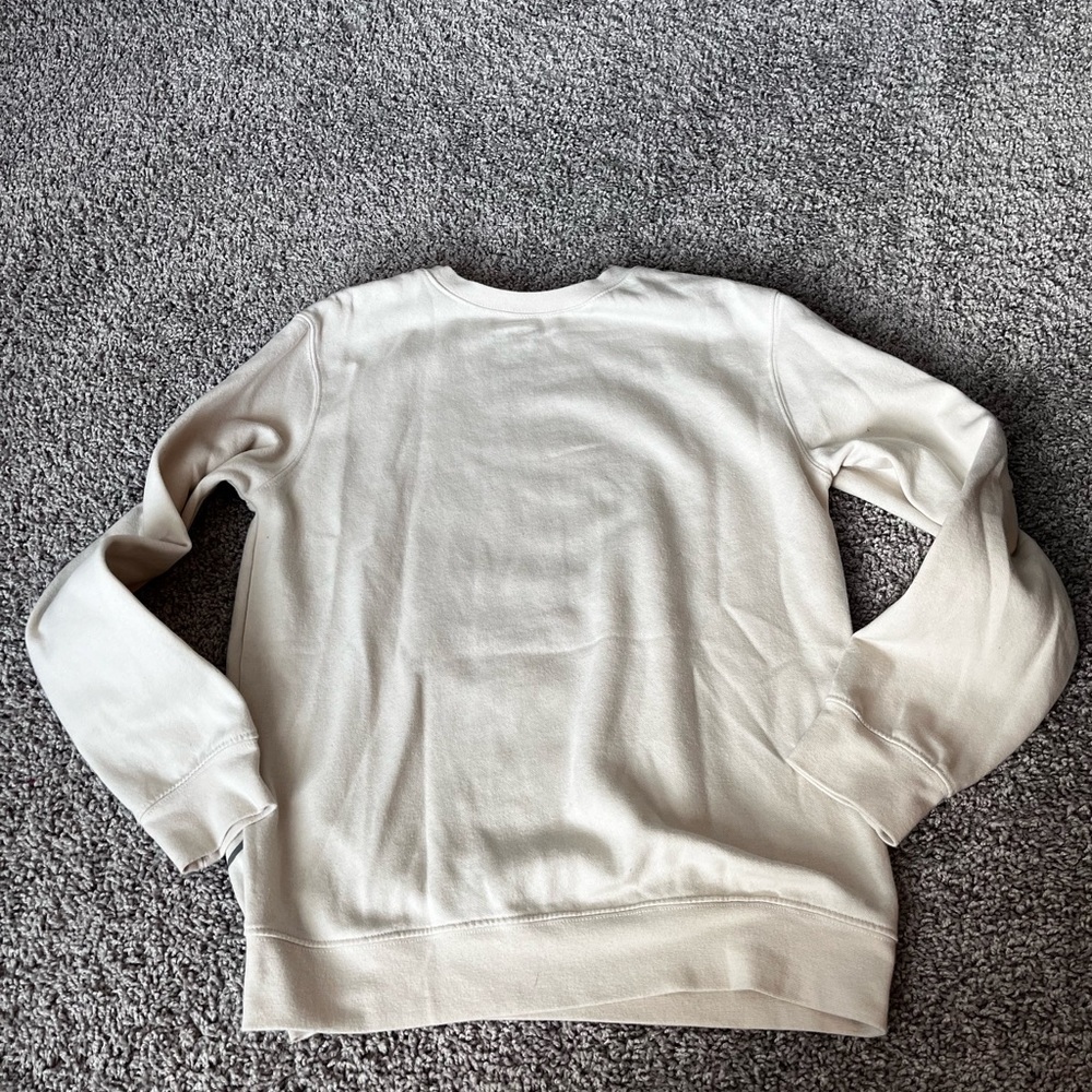 DISNEY
Juniors' Minnie Mouse Graphic Sweatshirt - Picture 5 of 5